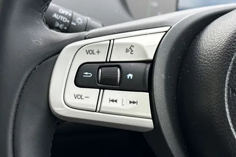 DK75NRX Honda Jazz 1.5 i-MMD Hybrid Advance 5dr eCVT Thumbnail #36