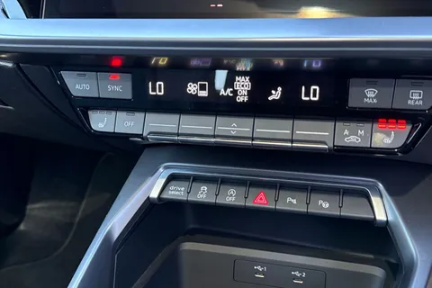 DG73BXC Audi S3 Vorsprung TFSI  310 PS S tronic Thumbnail #21