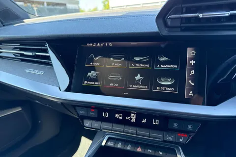 DG73BXC Audi S3 Vorsprung TFSI  310 PS S tronic Thumbnail #32