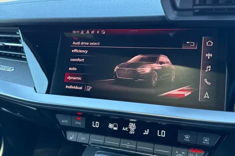 DG73BXC Audi S3 Vorsprung TFSI  310 PS S tronic Thumbnail #42