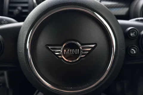 PX69JLO Mini Hatch 2.0 Cooper S Classic Steptronic Euro 6 (s/s) 5dr Thumbnail #47