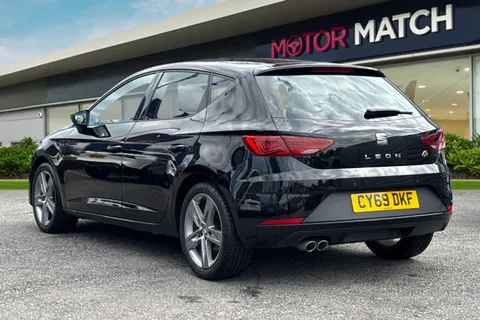 2 of 55 for SEAT Leon 2.0 TDI FR DSG Euro 6 (s/s) 5dr