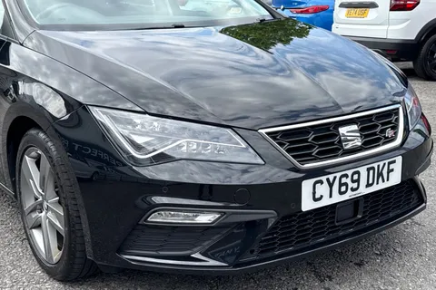 8 of 55 for SEAT Leon 2.0 TDI FR DSG Euro 6 (s/s) 5dr