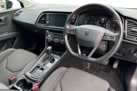 17 of 55 for SEAT Leon 2.0 TDI FR DSG Euro 6 (s/s) 5dr