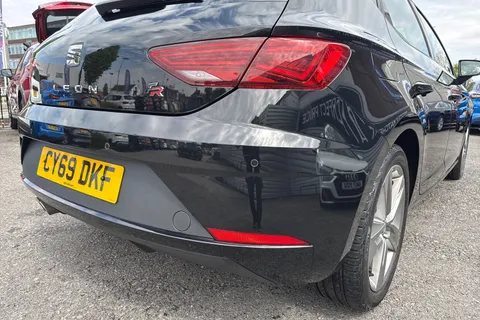 27 of 55 for SEAT Leon 2.0 TDI FR DSG Euro 6 (s/s) 5dr