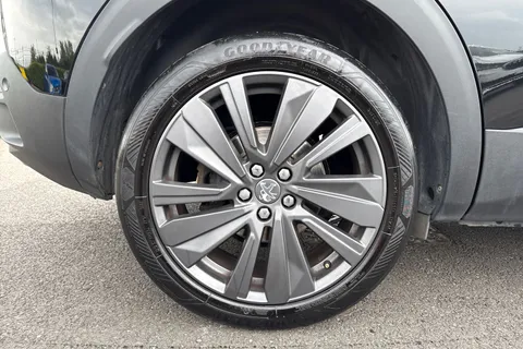 WJ19YEU PEUGEOT 3008 1.5 BlueHDi GT Line Premium EAT Euro 6 (s/s) 5dr Thumbnail #12