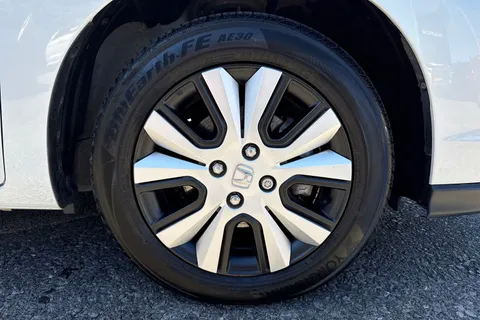 MD23EOJ Honda Jazz 1.5 i-MMD Hybrid Elegance 5dr eCVT Thumbnail #14