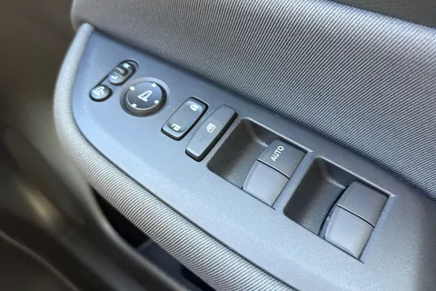 MD23EOJ Honda Jazz 1.5 i-MMD Hybrid Elegance 5dr eCVT Thumbnail #44