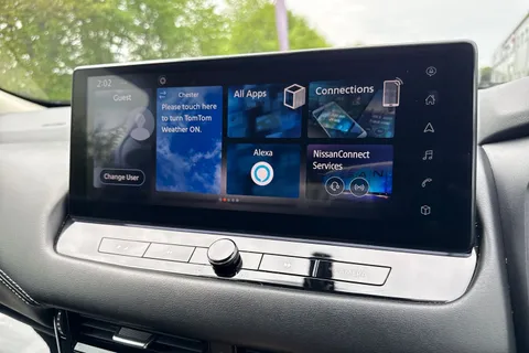 DF72RWW Nissan Qashqai 1.3 DIG-T MHEV N-Connecta Euro 6 (s/s) 5dr Thumbnail #53