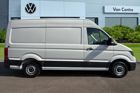 ML74GHV Volkswagen Crafter CR35 Panel van Commerce Plus MWB 140 PS 2.0 TDI 6sp Manual FWD Thumbnail #4