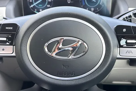 LT23UVJ Hyundai Tucson 1.6 h T-GDi 13.8kWh Ultimate Auto 4WD Euro 6 (s/s) 5dr Thumbnail #38