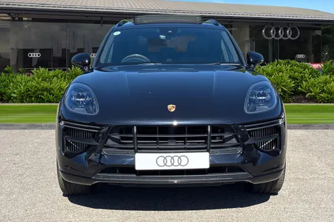 LE21AZC Porsche Macan 2.9T V6 Turbo PDK 4WD Euro 6 (s/s) 5dr Thumbnail #7