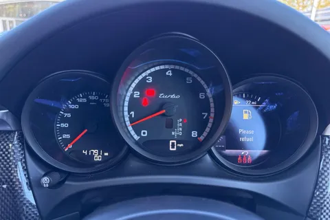 LE21AZC Porsche Macan 2.9T V6 Turbo PDK 4WD Euro 6 (s/s) 5dr Thumbnail #30