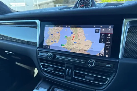 LE21AZC Porsche Macan 2.9T V6 Turbo PDK 4WD Euro 6 (s/s) 5dr Thumbnail #33