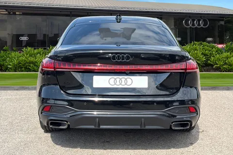  Audi A5 2.0 TFSI Black Edition Saloon S Tronic Euro 6 (s/s) 5dr Thumbnail #5