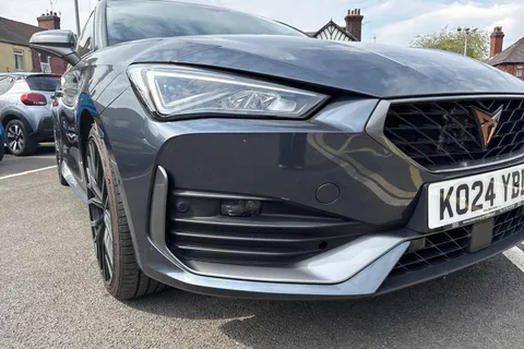 KO24YBD CUPRA Leon 1.4 eHybrid 12.8kWh VZ2 Design Edition DSG Euro 6 (s/s) 5dr Thumbnail #18