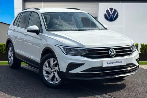 MJ21VWO Volkswagen Tiguan 1.5 TSI 150 Life 5dr Thumbnail #1
