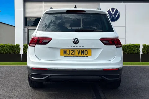 MJ21VWO Volkswagen Tiguan 1.5 TSI 150 Life 5dr Thumbnail #4