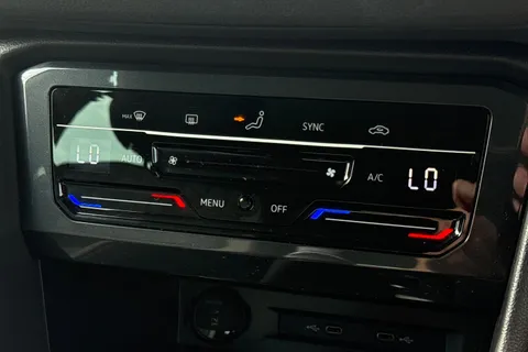 MJ21VWO Volkswagen Tiguan 1.5 TSI 150 Life 5dr Thumbnail #22