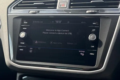 MJ21VWO Volkswagen Tiguan 1.5 TSI 150 Life 5dr Thumbnail #37