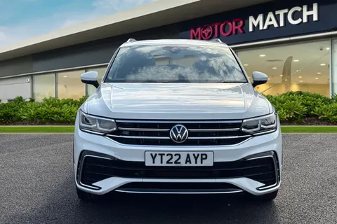 YT22AYP Volkswagen Tiguan Allspace 1.5 TSI R-Line DSG Euro 6 (s/s) 5dr Thumbnail #7