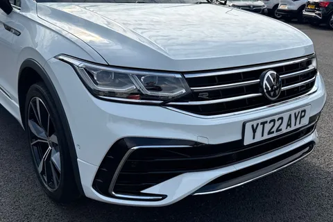 YT22AYP Volkswagen Tiguan Allspace 1.5 TSI R-Line DSG Euro 6 (s/s) 5dr Thumbnail #10