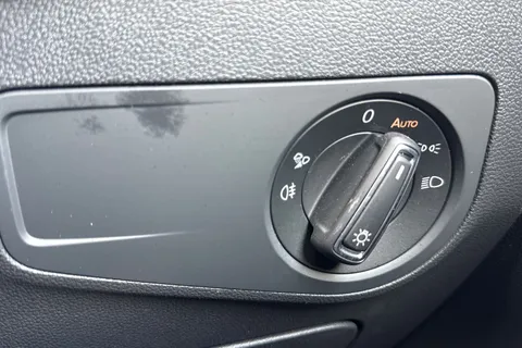 YT22AYP Volkswagen Tiguan Allspace 1.5 TSI R-Line DSG Euro 6 (s/s) 5dr Thumbnail #29
