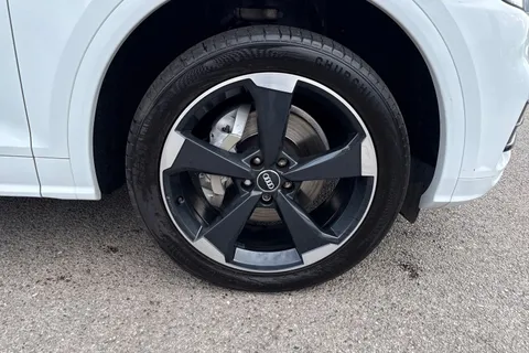 BL69HXX Audi Q5 Black Edition 45 TFSI quattro 245 PS S tronic Thumbnail #7