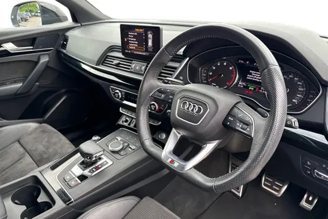BL69HXX Audi Q5 Black Edition 45 TFSI quattro 245 PS S tronic Thumbnail #8