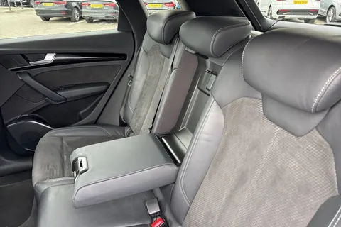 BL69HXX Audi Q5 Black Edition 45 TFSI quattro 245 PS S tronic Thumbnail #14