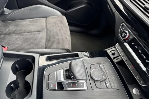 BL69HXX Audi Q5 Black Edition 45 TFSI quattro 245 PS S tronic Thumbnail #20