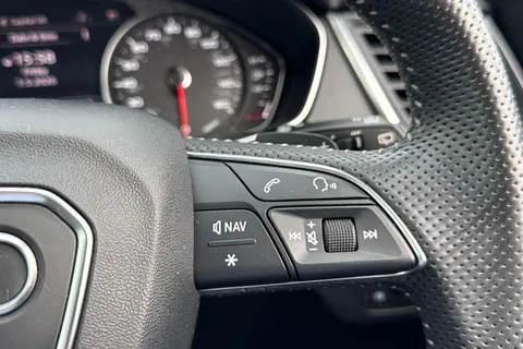 BL69HXX Audi Q5 Black Edition 45 TFSI quattro 245 PS S tronic Thumbnail #25