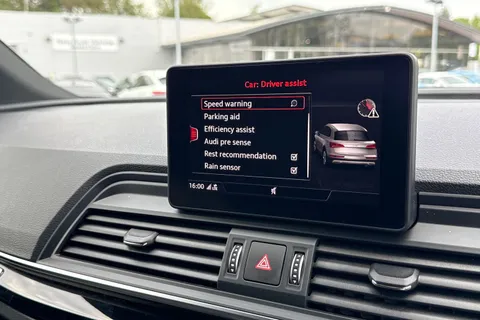 BL69HXX Audi Q5 Black Edition 45 TFSI quattro 245 PS S tronic Thumbnail #34