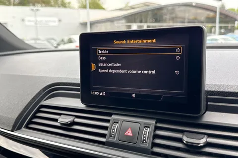 BL69HXX Audi Q5 Black Edition 45 TFSI quattro 245 PS S tronic Thumbnail #36
