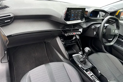 MW21UGH PEUGEOT 208 1.2 PureTech Allure Premium Euro 6 (s/s) 5dr Thumbnail #15