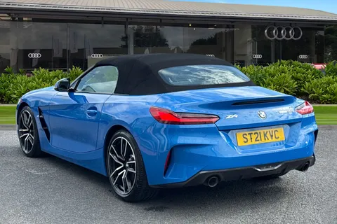 ST21KVC BMW Z4 2.0 30i M Sport Auto sDrive Euro 6 (s/s) 2dr Thumbnail #2