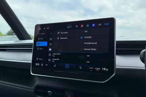 DG26BSX Volkswagen ID. Buzz 210kW Style Pro 79kWh 5dr Auto Thumbnail #47