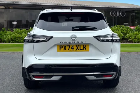 PX74XLK Nissan Qashqai 1.3 DIG-T MHEV Tekna+ XTRON Euro 6 (s/s) 5dr Thumbnail #5