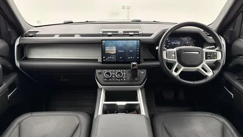 KW74YYM Land Rover Defender 3.0 D350 X-Dynamic HSE 110 5dr Auto [7 Seat] Thumbnail #9
