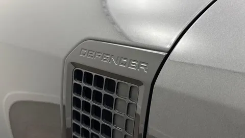 KW74YYM Land Rover Defender 3.0 D350 X-Dynamic HSE 110 5dr Auto [7 Seat] Thumbnail #19