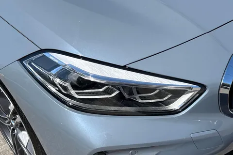 HV71OHX BMW 1 Series 118i [136] M Sport 5dr Thumbnail #17