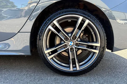 HV71OHX BMW 1 Series 118i [136] M Sport 5dr Thumbnail #23