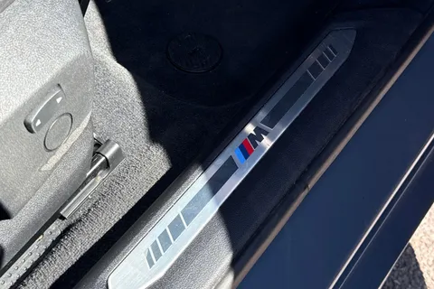 HV71OHX BMW 1 Series 118i [136] M Sport 5dr Thumbnail #29