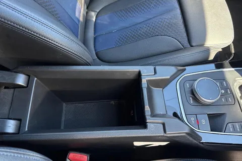 HV71OHX BMW 1 Series 118i [136] M Sport 5dr Thumbnail #47