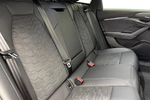 KM75NBX Audi A6 E-Tron Sportback Sportback Edition 1 e-tron quattro 315,00 kW Thumbnail #10