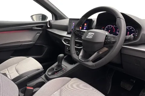 KR26HAU SEAT Arona 1.5 TSI FR Sport DSG Euro 6 (s/s) 5dr Thumbnail #9