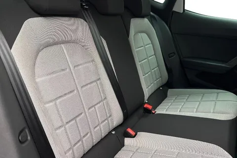 KR26HAU SEAT Arona 1.5 TSI FR Sport DSG Euro 6 (s/s) 5dr Thumbnail #10