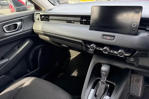 MV23UVZ Honda HR-V 1.5 eHEV Elegance 5dr CVT Thumbnail #32