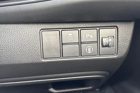 MV23UVZ Honda HR-V 1.5 eHEV Elegance 5dr CVT Thumbnail #36