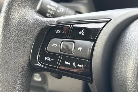 MV23UVZ Honda HR-V 1.5 eHEV Elegance 5dr CVT Thumbnail #38